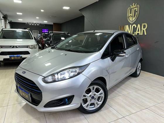 FORD FIESTA 1.6 SE HATCH 16V FLEX 4P POWERSHIFT